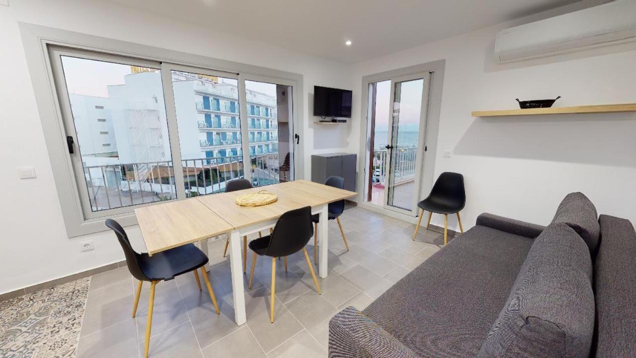 Atico Con Vista Mar. 50 M De La Playa - Casa Nova 13 Lägenhet Rosas Exteriör bild